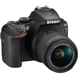 دوربین نیکون D5600 با لنز 18-55 VR